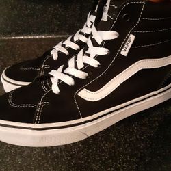 Vans womens 6.5 Like new 
