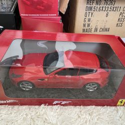 Ferrari FF Hot wheels 1/18