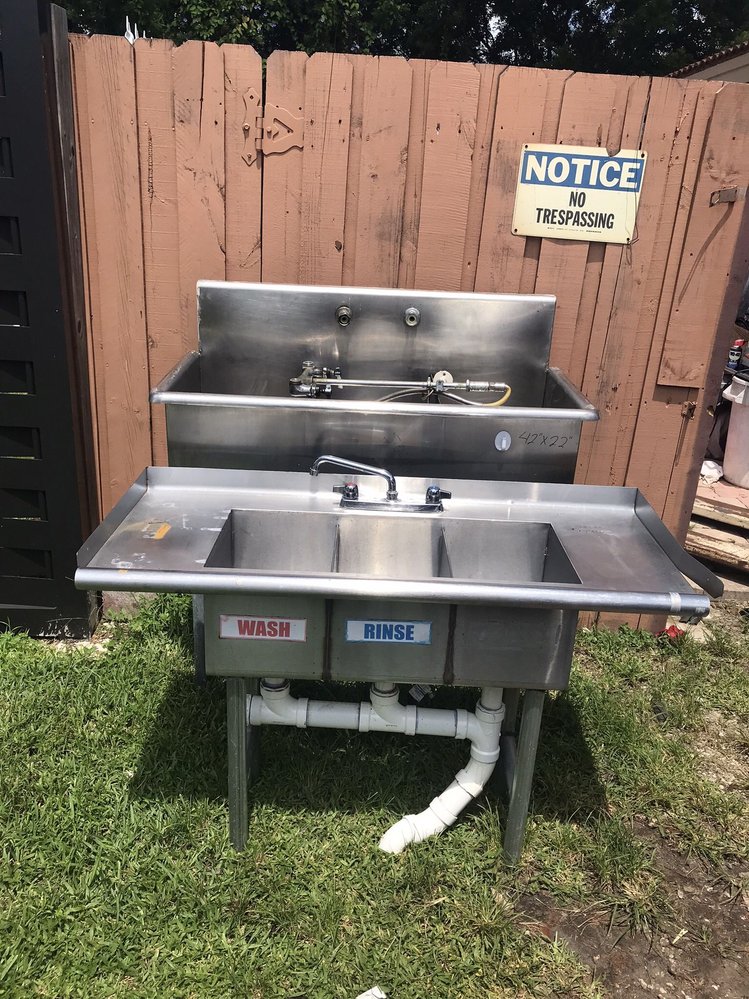 Fregadero Comercial De Tres Huecos X 280$