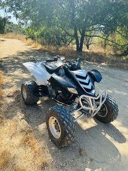 Yamaha raptor 660r