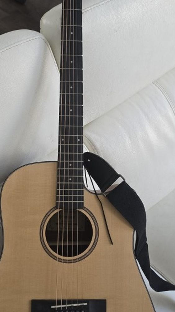 Acoustic Guitar
