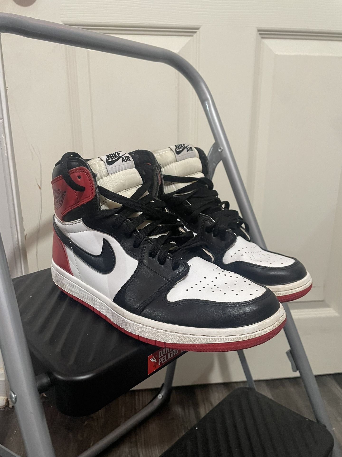 2016 Nike Air Jordan 1 Retro High OG Bg Black Toe bred 