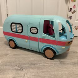 LOL OMG SURPRISE 2 IN 1 GLAMPER PLAYSET CAMPER BUS 23" x 11"