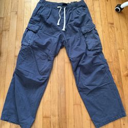 HnM oversized Coupe ample fit pants size Medium