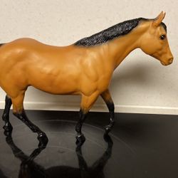 Breyer Buckskin Stock Horse Mare 