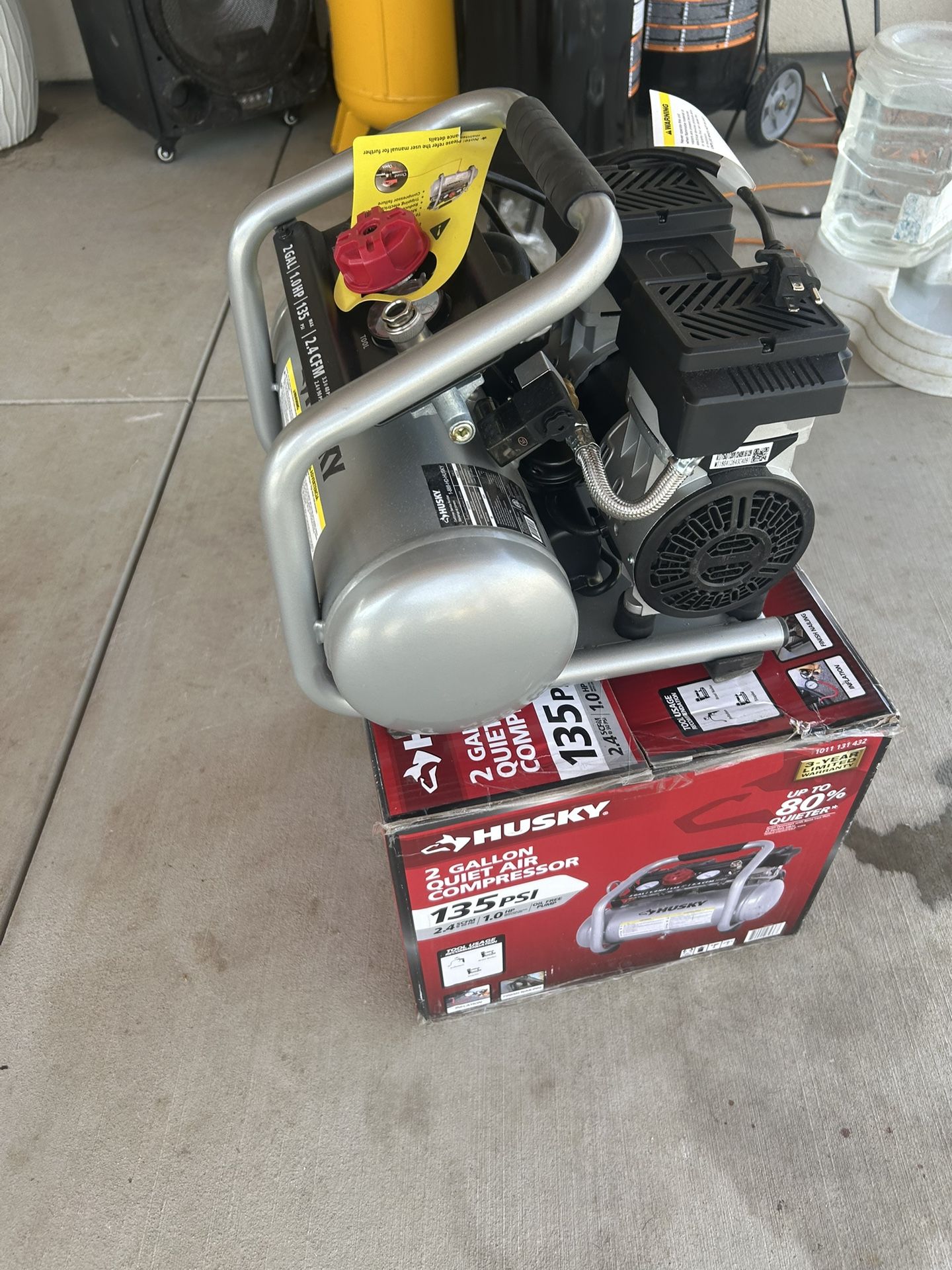 Husky Husky 2 gal. 135 PSI Portable Electric Quiet Air Compressor