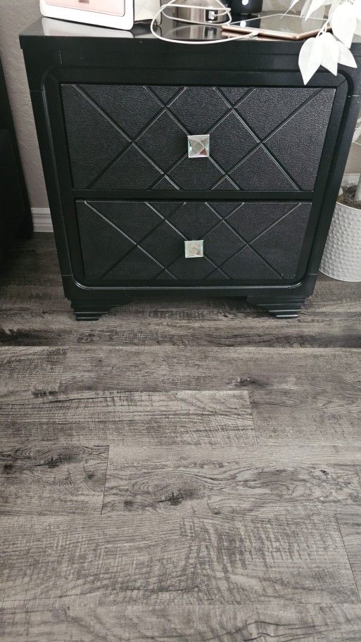 Dresser Set