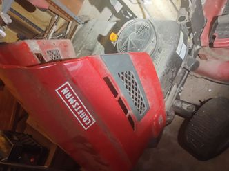 Riding lawnmower