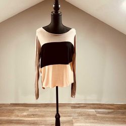 Small Tan, Black & Coral Long Sleeve With Slit Back