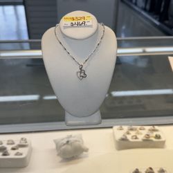 14k White Gold Necklace 