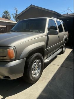1999 Cadillac Escalate