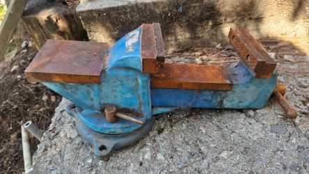 5 inch Beach vise