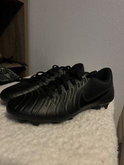 Kids Soccer Shoes