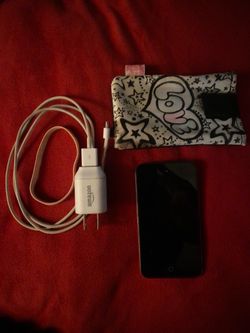Apple iPod Touch with Charger and Case disabled