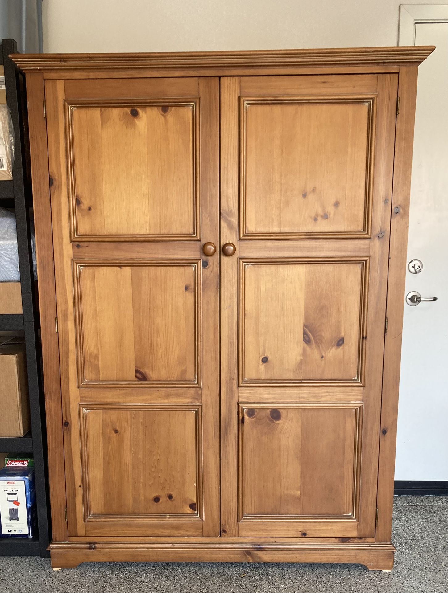 Armoire Computer/desk Hutch