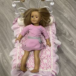 American Girl Brand 4 Poster Bed. Fits Any 18 Inch Doll.