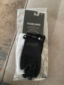 Pair of chrome industries cycling gloves unisex XS