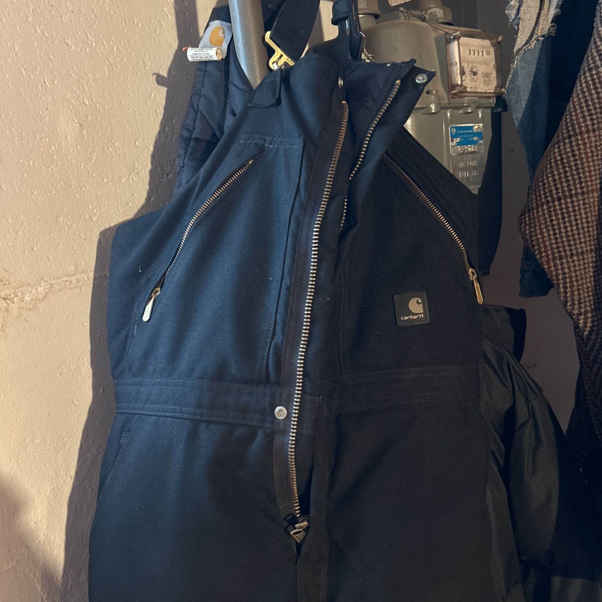 Men’s Carhartt insulated bibs