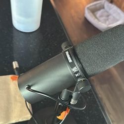 SHURE SM7B Microphone