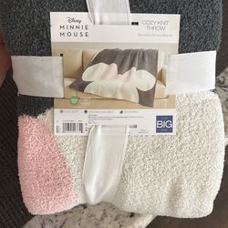 Minnie Mouse Blanket