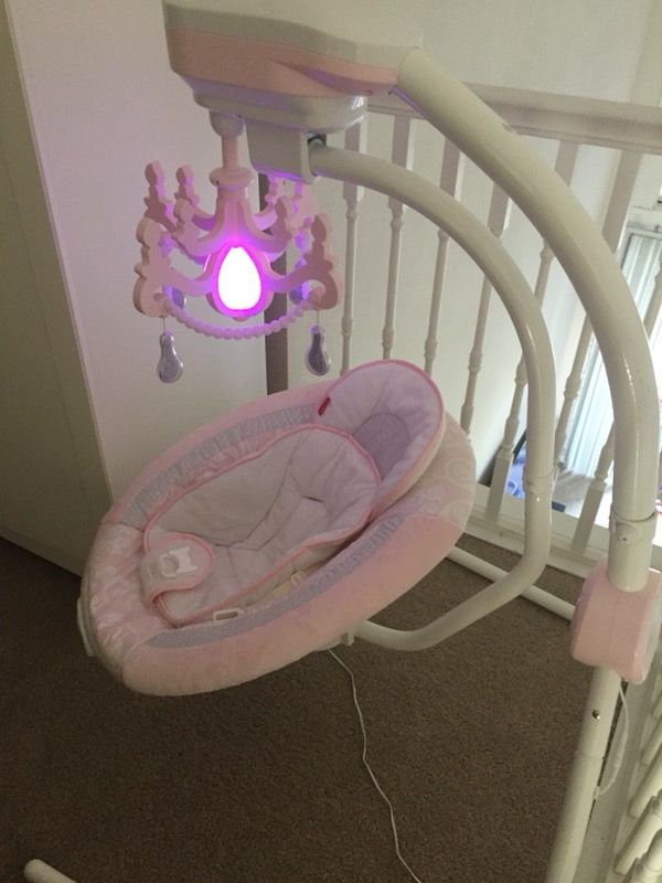 Fisher Price Chandelier Princess Musical Baby Swing Pink New for