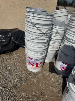 5 Gal buckets
