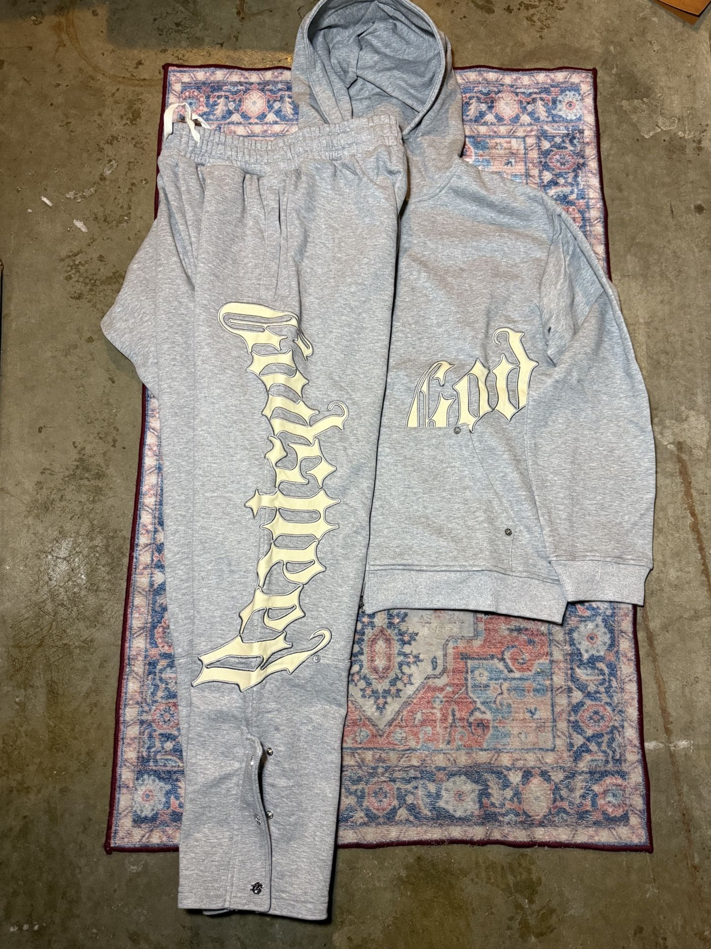Zip up Hoodie & Sweats