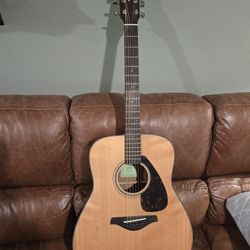 Yamaha FG800J Guitar