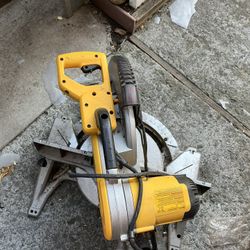 Dewalt Table Saw