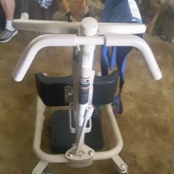 INVACARE HYDRALIC sit To Stand Lift