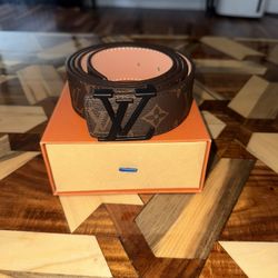 Brown Louis Vuitton Belt with Black buckle 