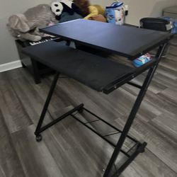 Laptop Table For Working , Light Weight