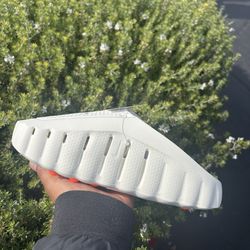 001 sail Nike Mind slide