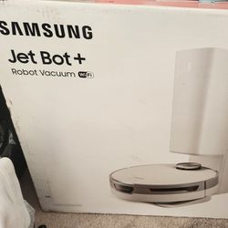 Samsung Jetbot+ Vacuum With Home Cleaning Base $800 Value 