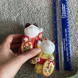 Japanese Cat Figurines-2