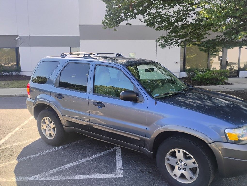 2006 Ford Escape 