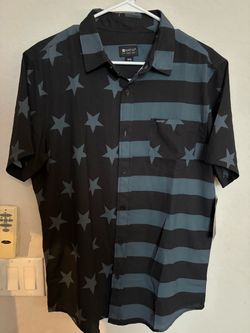 New Matix Button-Up Shirt Stars and Stripes Medium