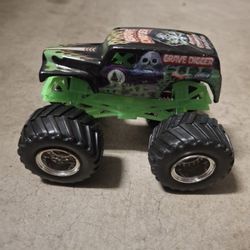 Grave Digger Monster Truck