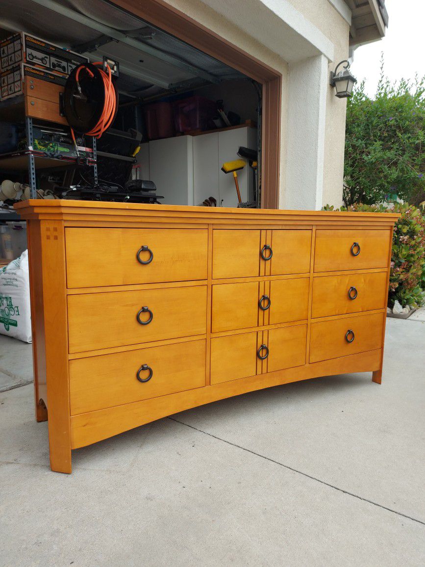 ***VERY GOOD*** Solid Wooden Dresser Chest Cabinet Storage Drawer