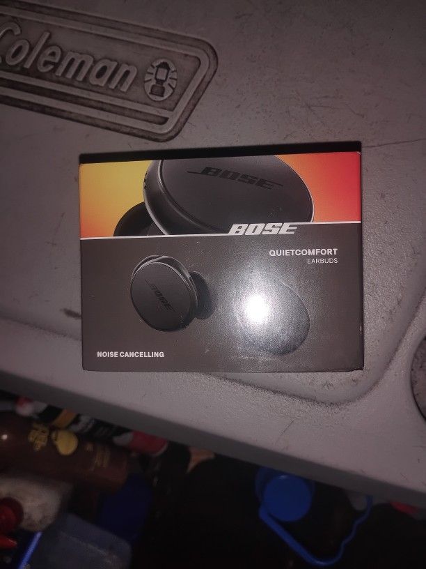 BOSE Earbuds NEW IN PACKAGE