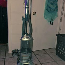 Shark Navigator 120V Vacuum Cleaner 