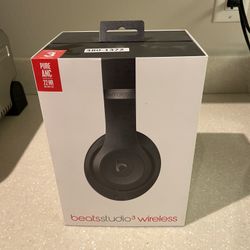 brand new  NBA & Jack Daniels Black Beats By Dre Studio 3 Wireless.