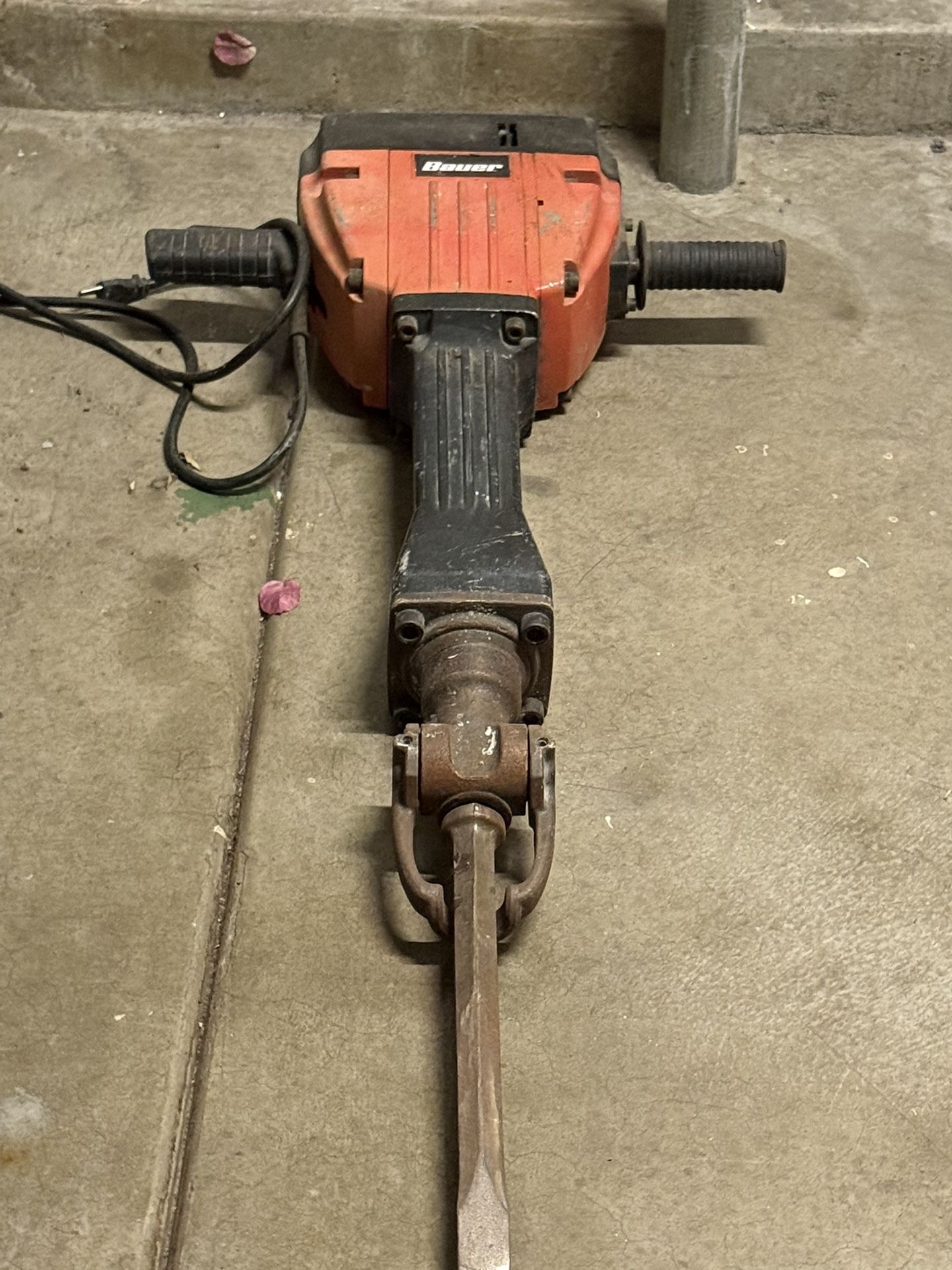 Bauer Jackhammer 