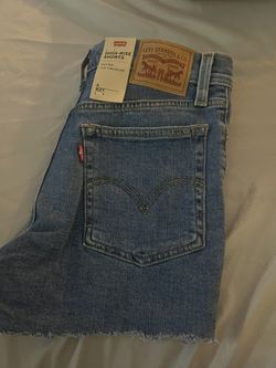 Levi’s Shorts