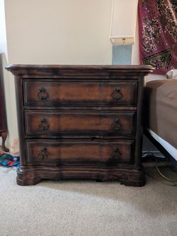 3-Drawer Wood Nightstand matching dresser