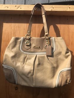 Coach pocketbook