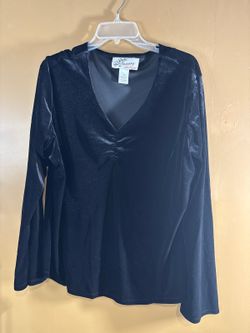HC1340. Shape Shimming V-Neck Long Sleeve Top