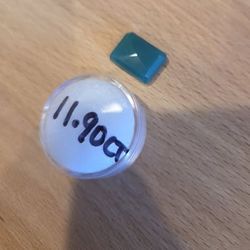 Beautiful green onyx natural stone - 11.90ct !!!!!! Loose Gem. Emerald shape.
