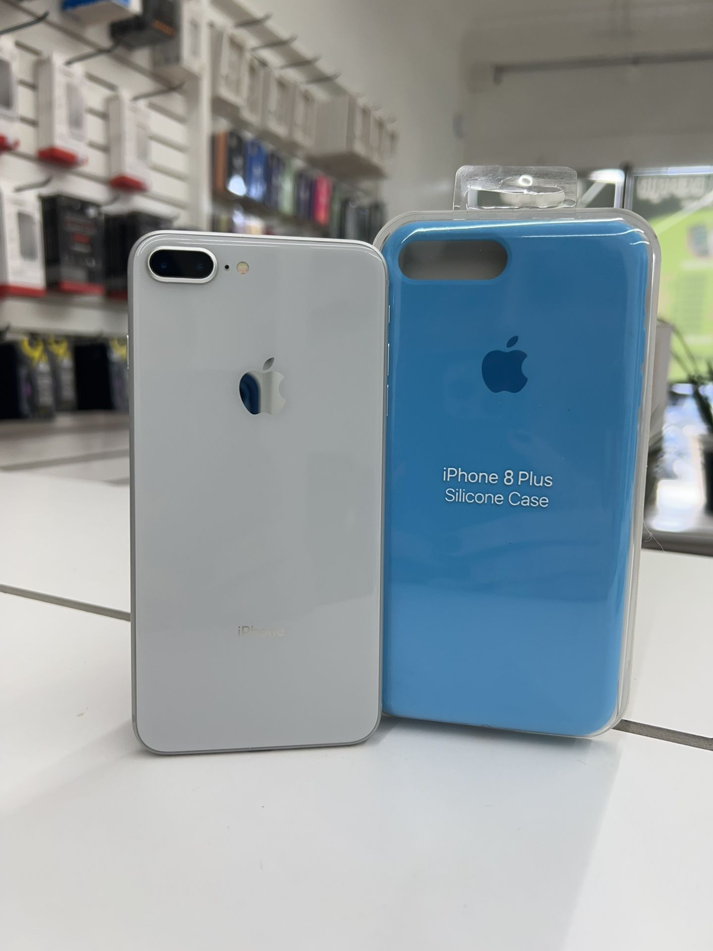 Apple iPhone 8 Plus 128GB Silver Unlocked