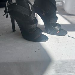 Black High Heels 